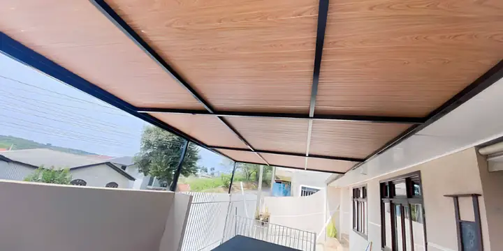 Cobertura de Telha Forro Amadeirado — referência visual da família de produtos