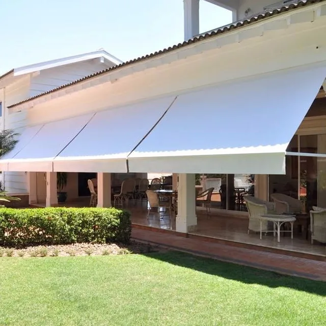 Toldo Cortina com Braço — referência visual da família de produtos