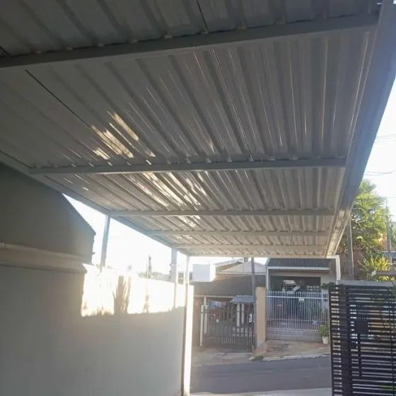 Aplicação residencial de Cobertura com Telha Galvanizada para Comércio em Itapetininga (SP)